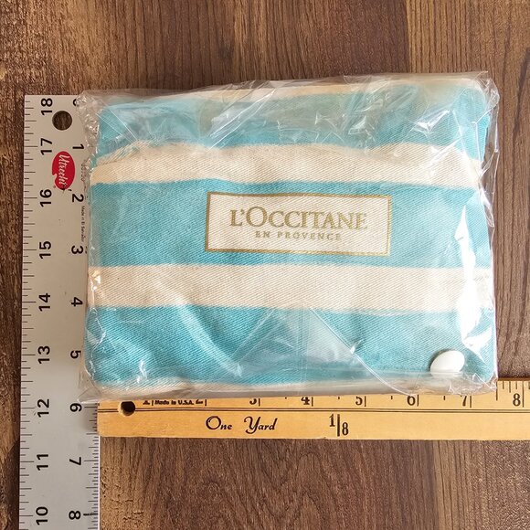 L’Occitane En Provence Shea Butter/5 Essential Oils Travel Essentials Minis Set - Picture 2 of 2